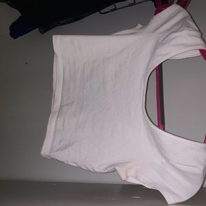 WHITE SHORT SLEEVED CROP WITH OPEN BACK